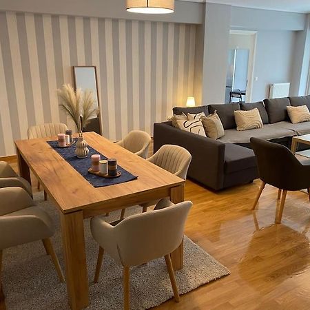 Classy 3Br With 2 Bathrooms Apartment In Marousi Atene Esterno foto
