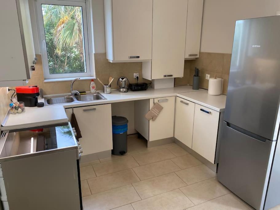 Classy 3Br With 2 Bathrooms Apartment In Marousi Atene Esterno foto