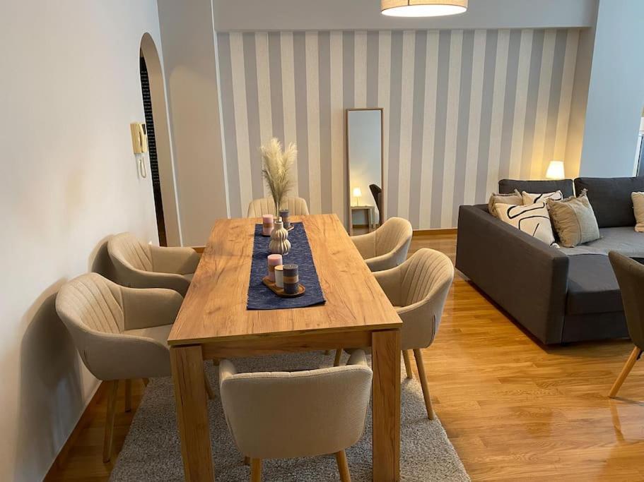 Classy 3Br With 2 Bathrooms Apartment In Marousi Atene Esterno foto